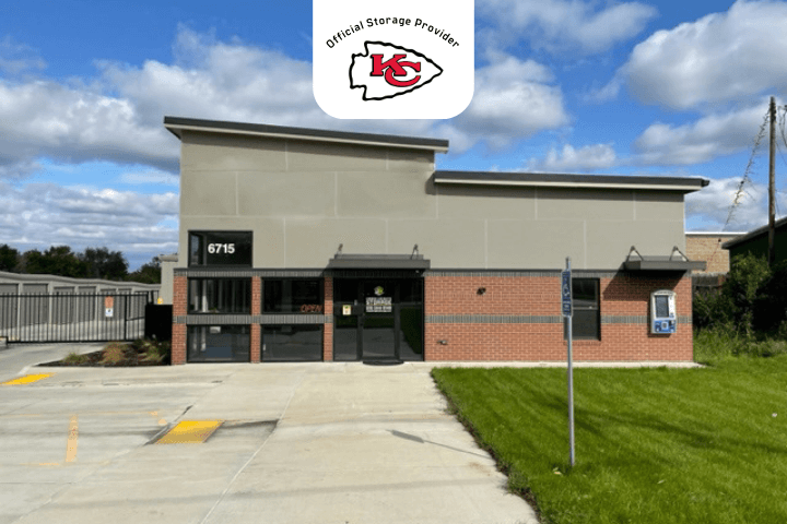 StorageMart in Urbandale - Official Storage Provider for the Kansas City Chiefs